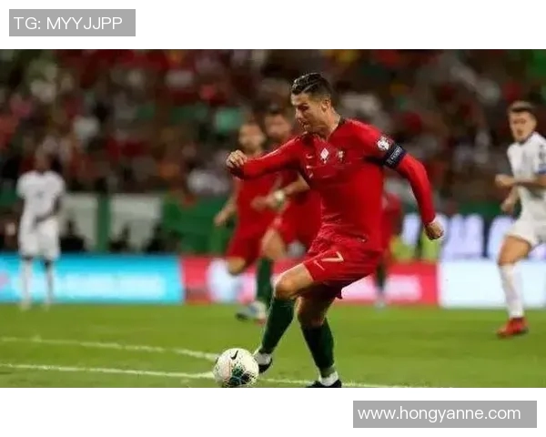 宝铂足球明星背后的故事与成就揭秘，谁是这位闪耀的足球巨星